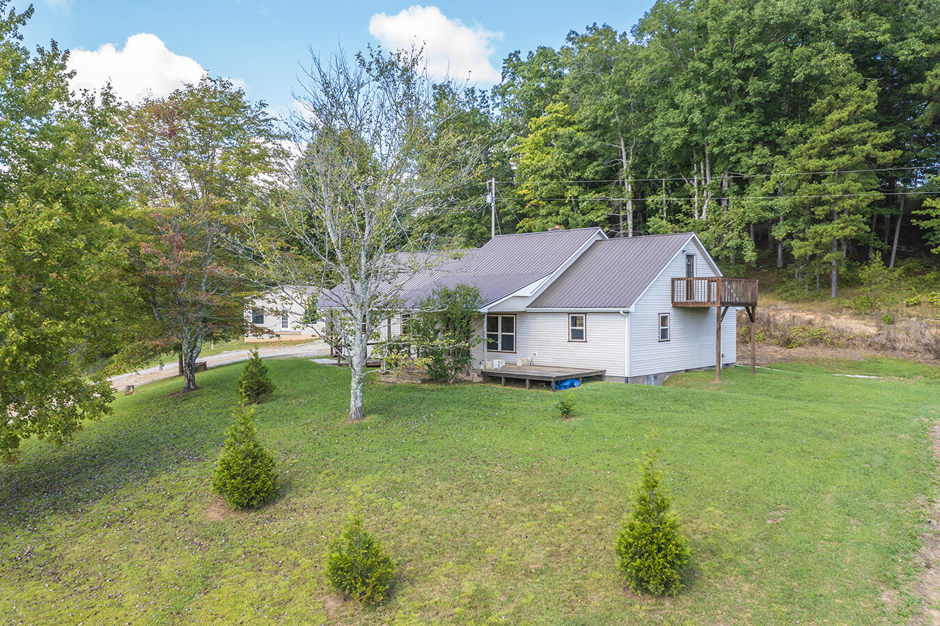 754 Boss Vaughn Road Annville, KY 40402 - Photo 38 of 40 754boss37 copy