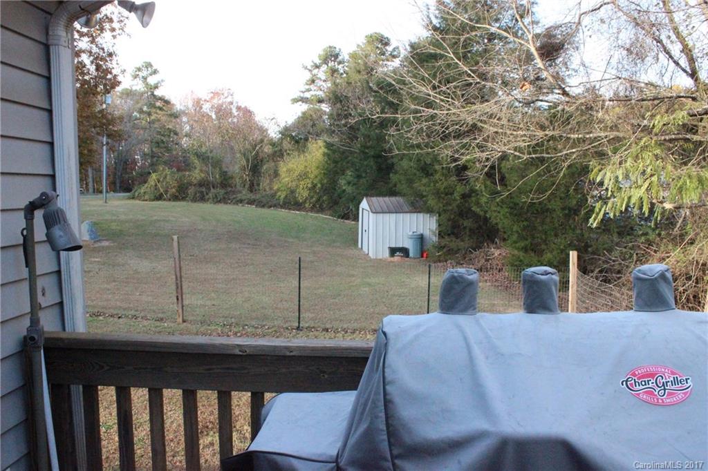 2982 Kingsburry Road Clover, SC 29710 - Photo 12 of 12 Gallery Image 12