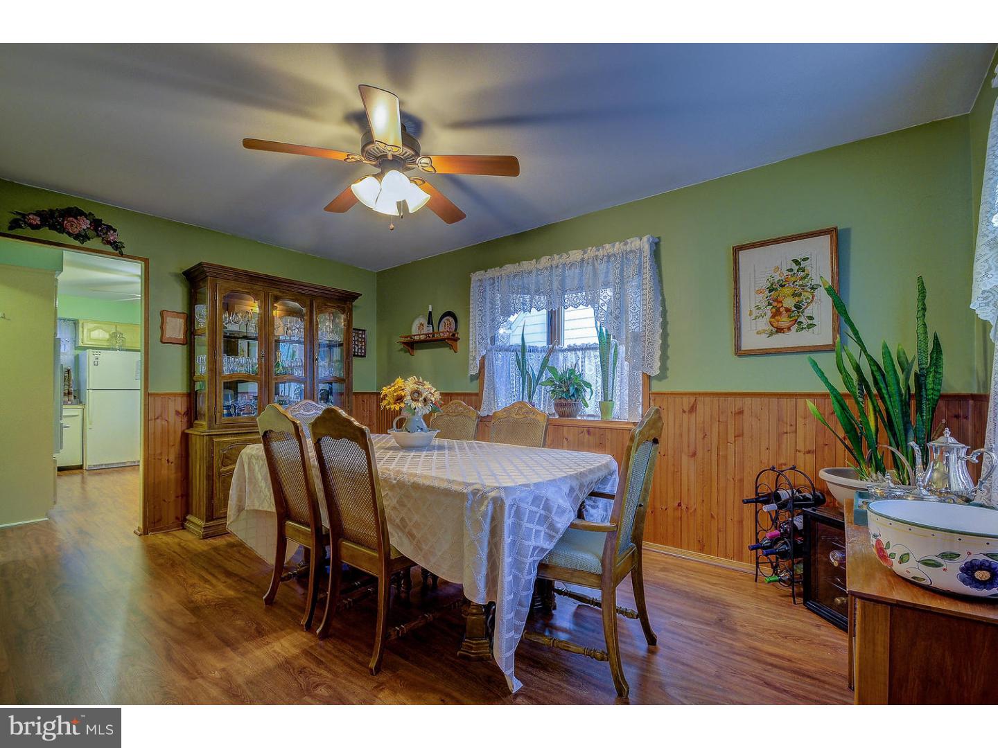 327 Sutherland Road Ewing, NJ 08618 - Photo 5 of 17 Dining Room