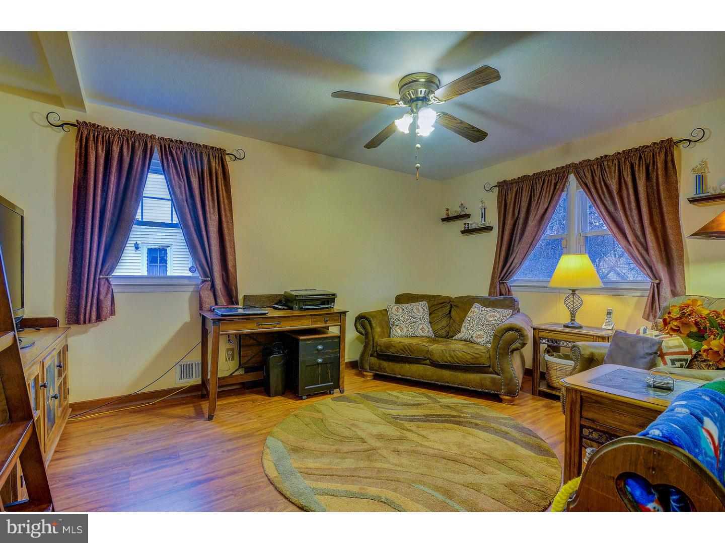 327 Sutherland Road Ewing, NJ 08618 - Photo 8 of 17 Gallery Image 8