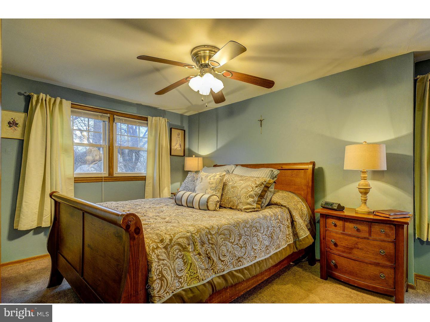 327 Sutherland Road Ewing, NJ 08618 - Photo 10 of 17 Gallery Image 10