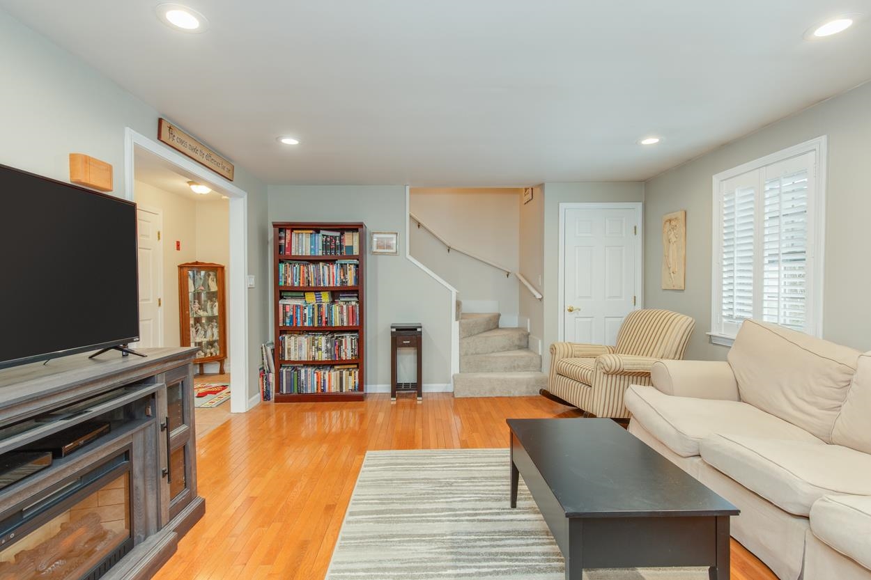 13 Kilrea Road, Unit L Derry, NH 03038 - Photo 12 of 40