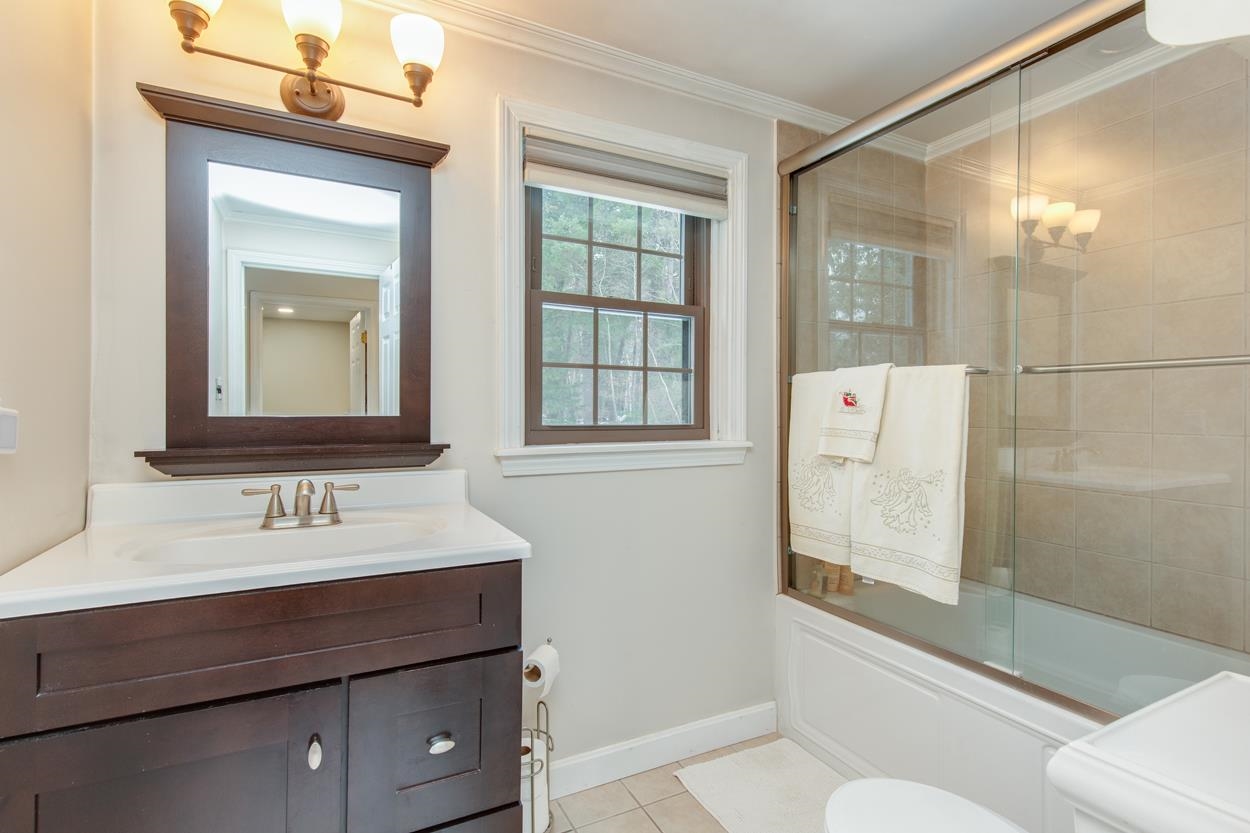 13 Kilrea Road, Unit L Derry, NH 03038 - Photo 15 of 40