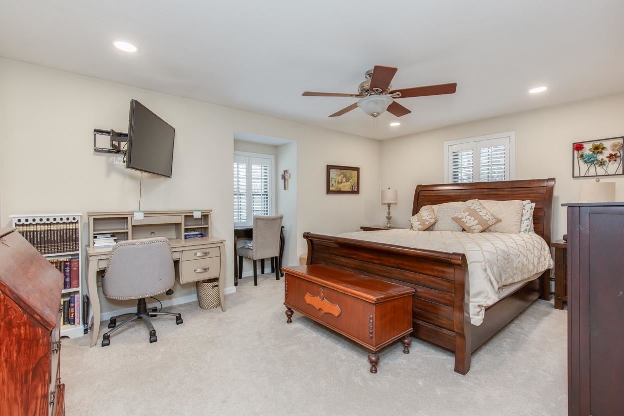 13 Kilrea Road, Unit L Derry, NH 03038 - Photo 17 of 40