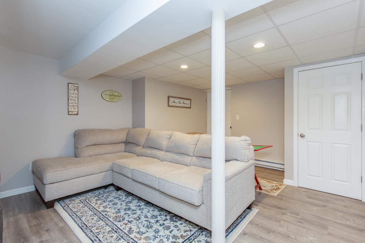 13 Kilrea Road, Unit L Derry, NH 03038 - Photo 20 of 40