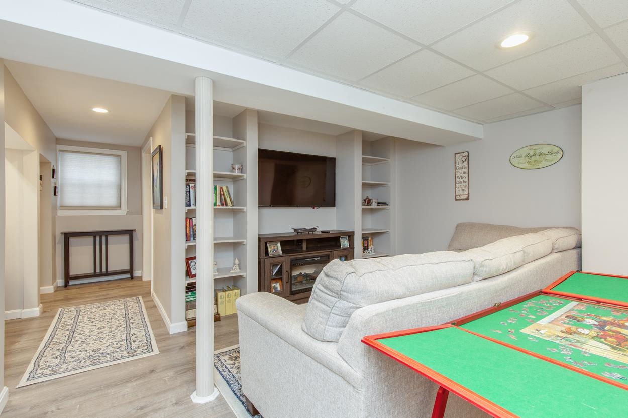 13 Kilrea Road, Unit L Derry, NH 03038 - Photo 22 of 40