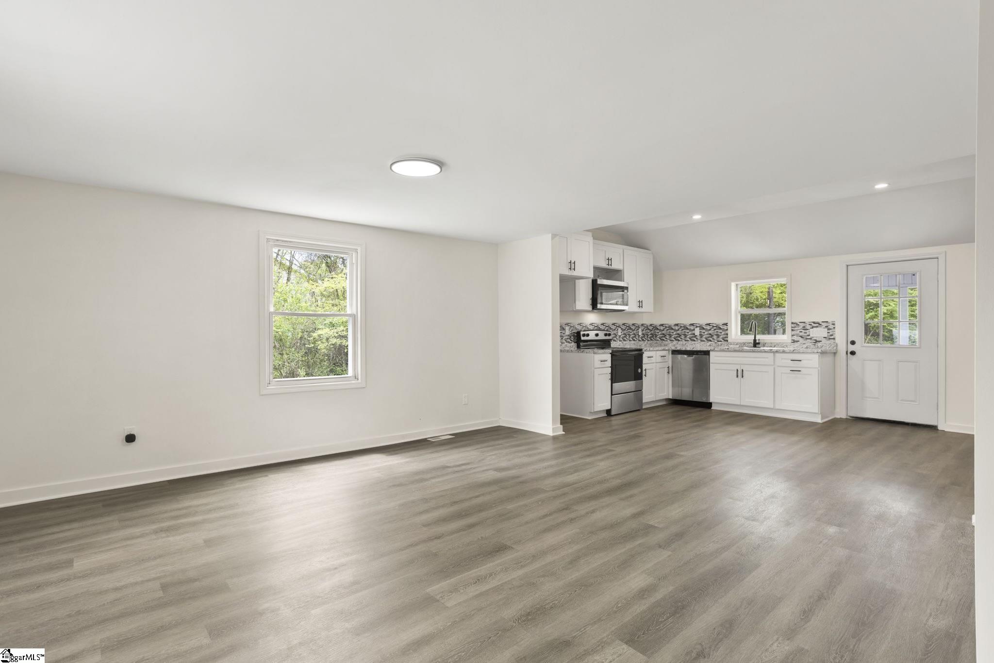 203 Orr Street Honea Path, SC 29654 - Photo 5 of 23