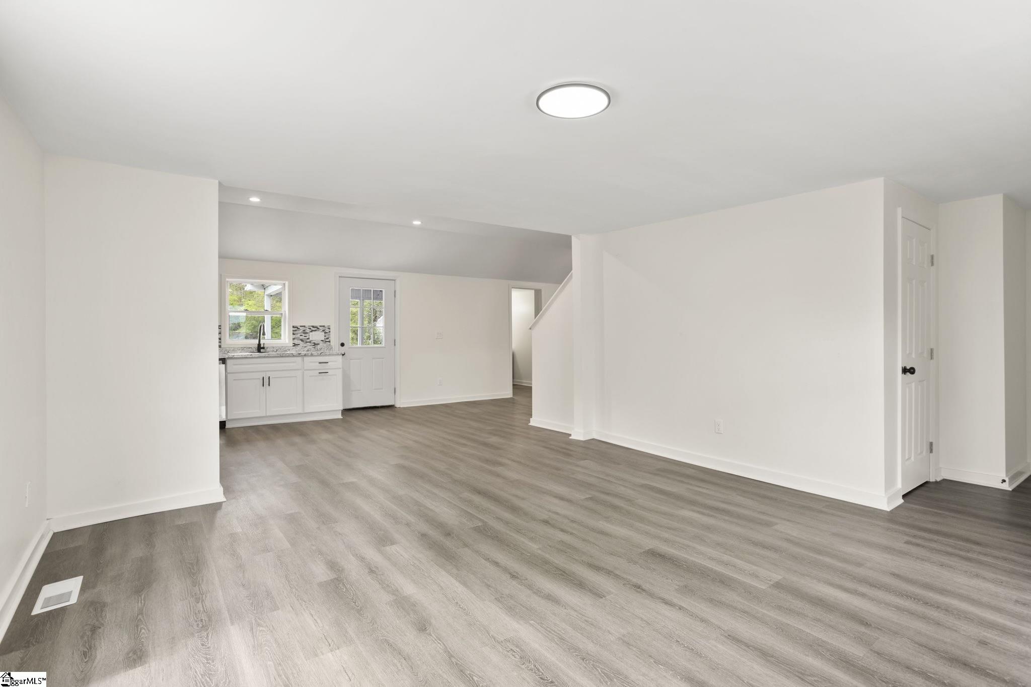 203 Orr Street Honea Path, SC 29654 - Photo 6 of 23