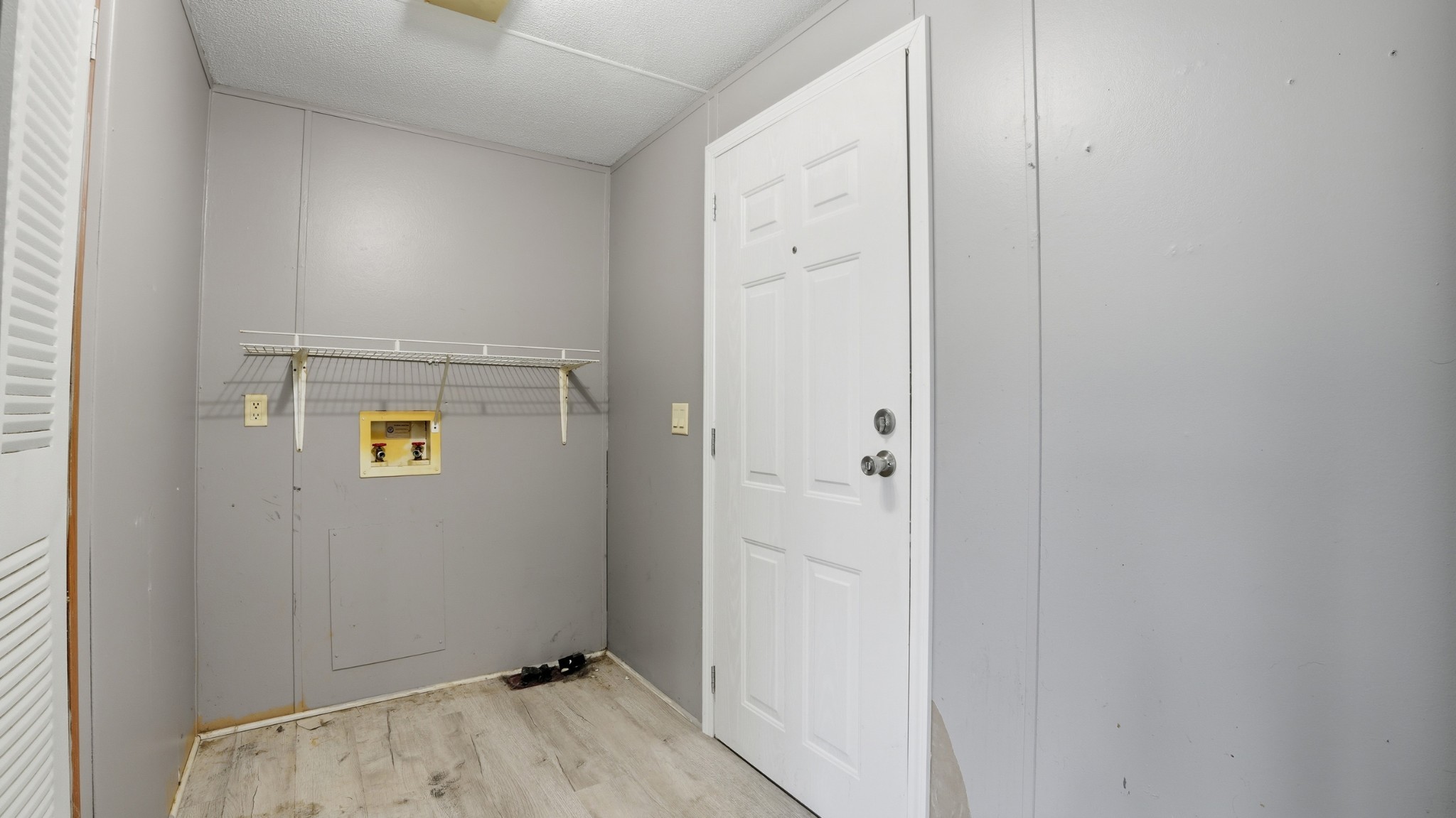 5425 Awalt Road Tullahoma, TN 37388 - Photo 22 of 33 a view of an empty room