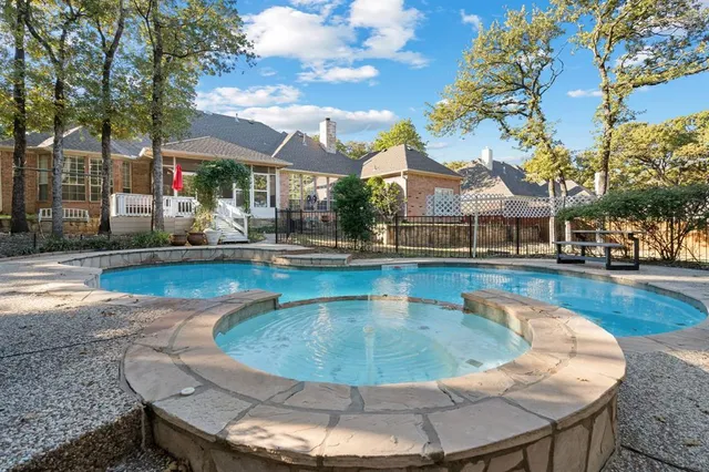 $915,000 | 605 Royal Lane, Southlake, TX 76092