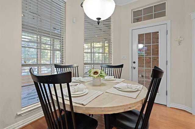 $915,000 | 605 Royal Lane, Southlake, TX 76092