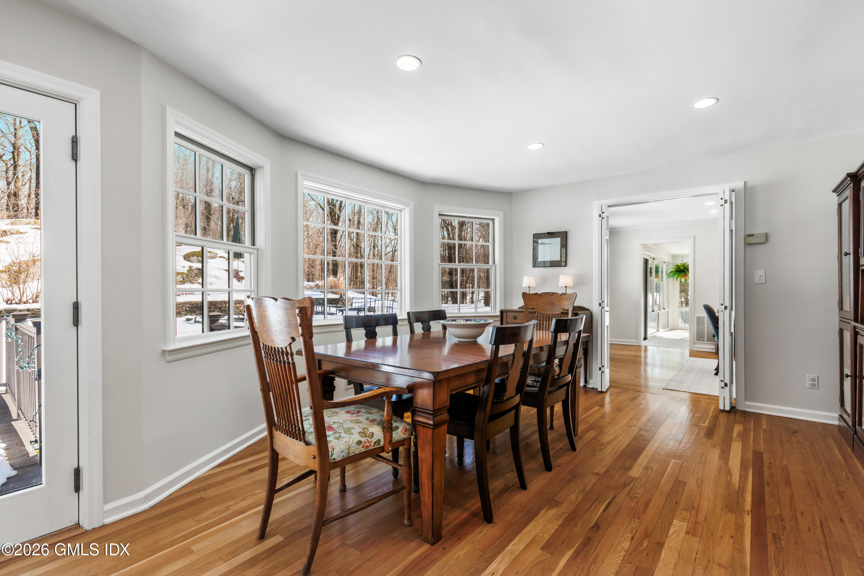 40 Thunder Mountain Road Greenwich, CT 06831 - Photo 10 of 35 dining room