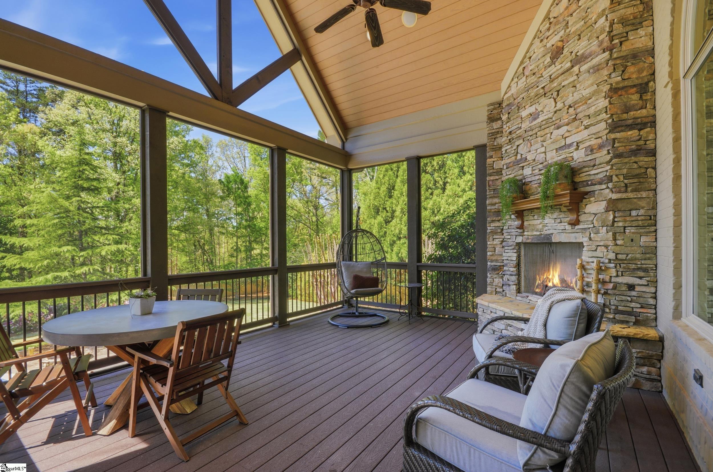 9 Collins Crest Court Greenville, SC 29607 - Photo 4 of 48