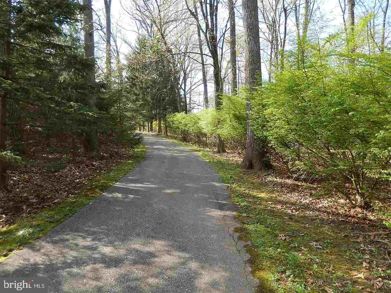 949 Gettysburg Road Littlestown, PA 17340 - Photo 3 of 35