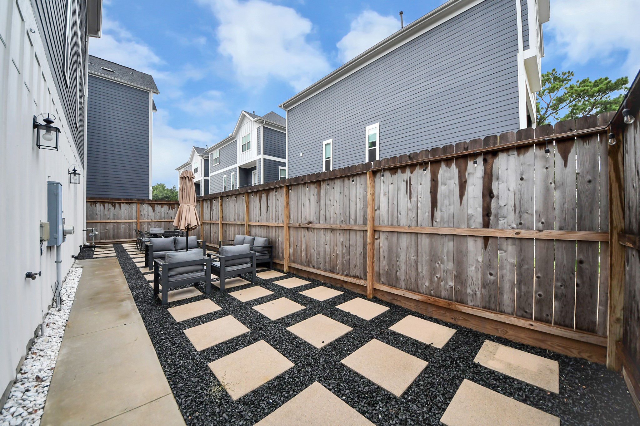901 Lehman Street, Unit D Houston, TX 77018 - Photo 2 of 35
