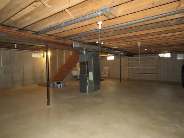 $2,100 | 3539 East Street, Hartland, MI 48353