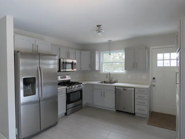 $2,100 | 3539 East Street, Hartland, MI 48353