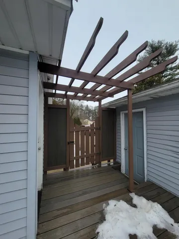 $2,100 | 3539 East Street, Hartland, MI 48353