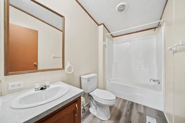 $39,000 | 280 San Antonio River Drive, Adrian, MI 49221