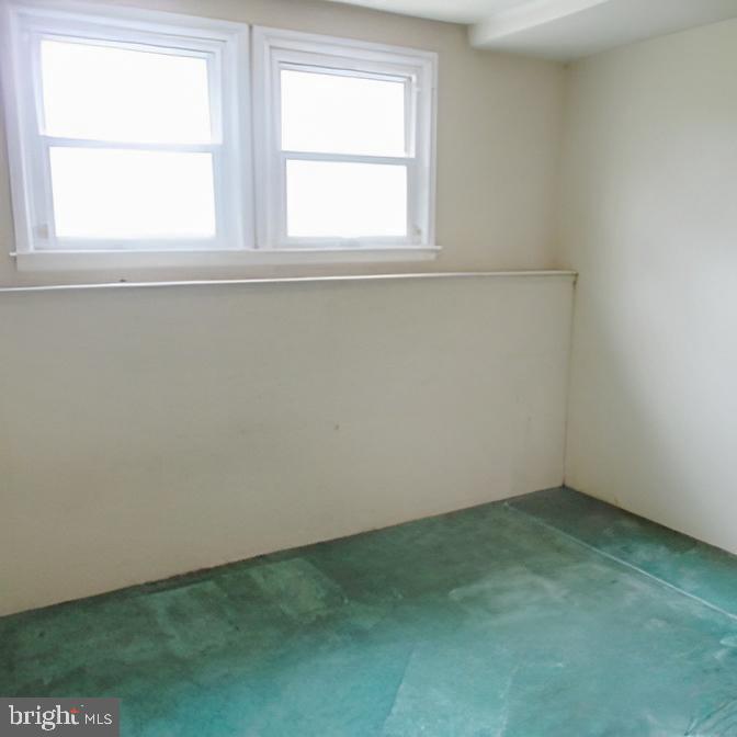 718 Mayo Road Glen Burnie, MD 21061 - Photo 22 of 48 Bright, airy space with potential for creativity.