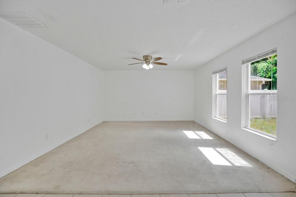 161 Walnut Crest Run Sanford, FL 32771 - Photo 5 of 17
