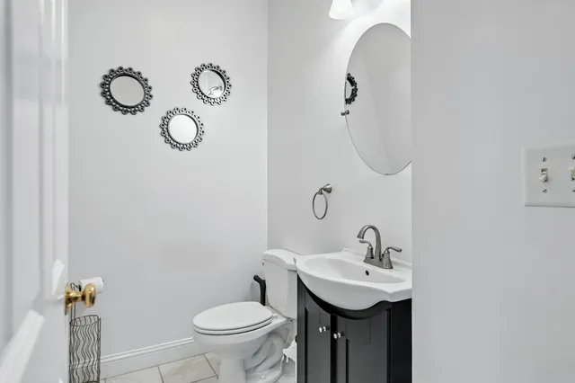 $990,000 | 1 Squire Armour Road, Windham, NH 03087