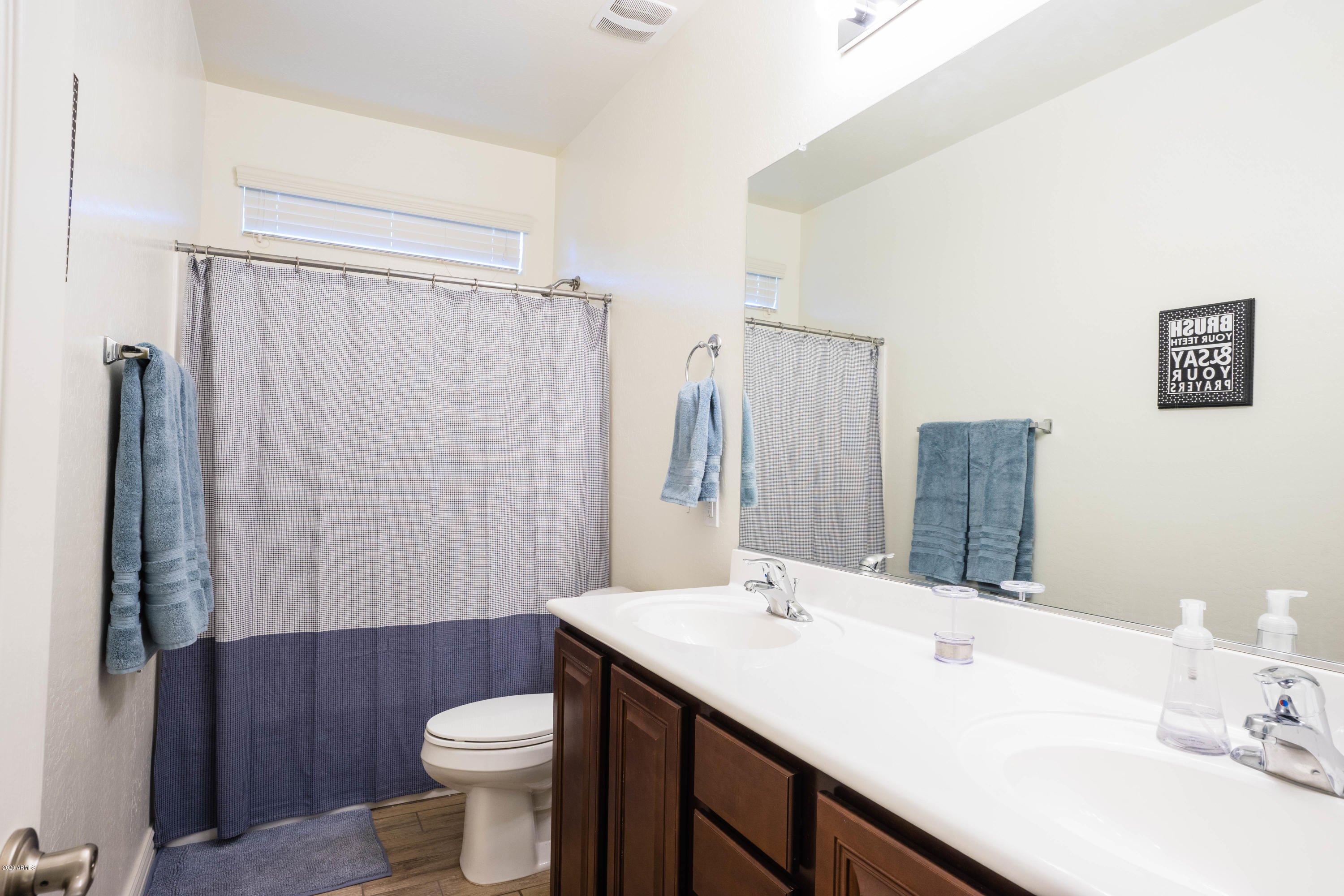 1976 East Stacey Road Gilbert, AZ 85298 - Photo 27 of 36 Stacey - Bathroom 2