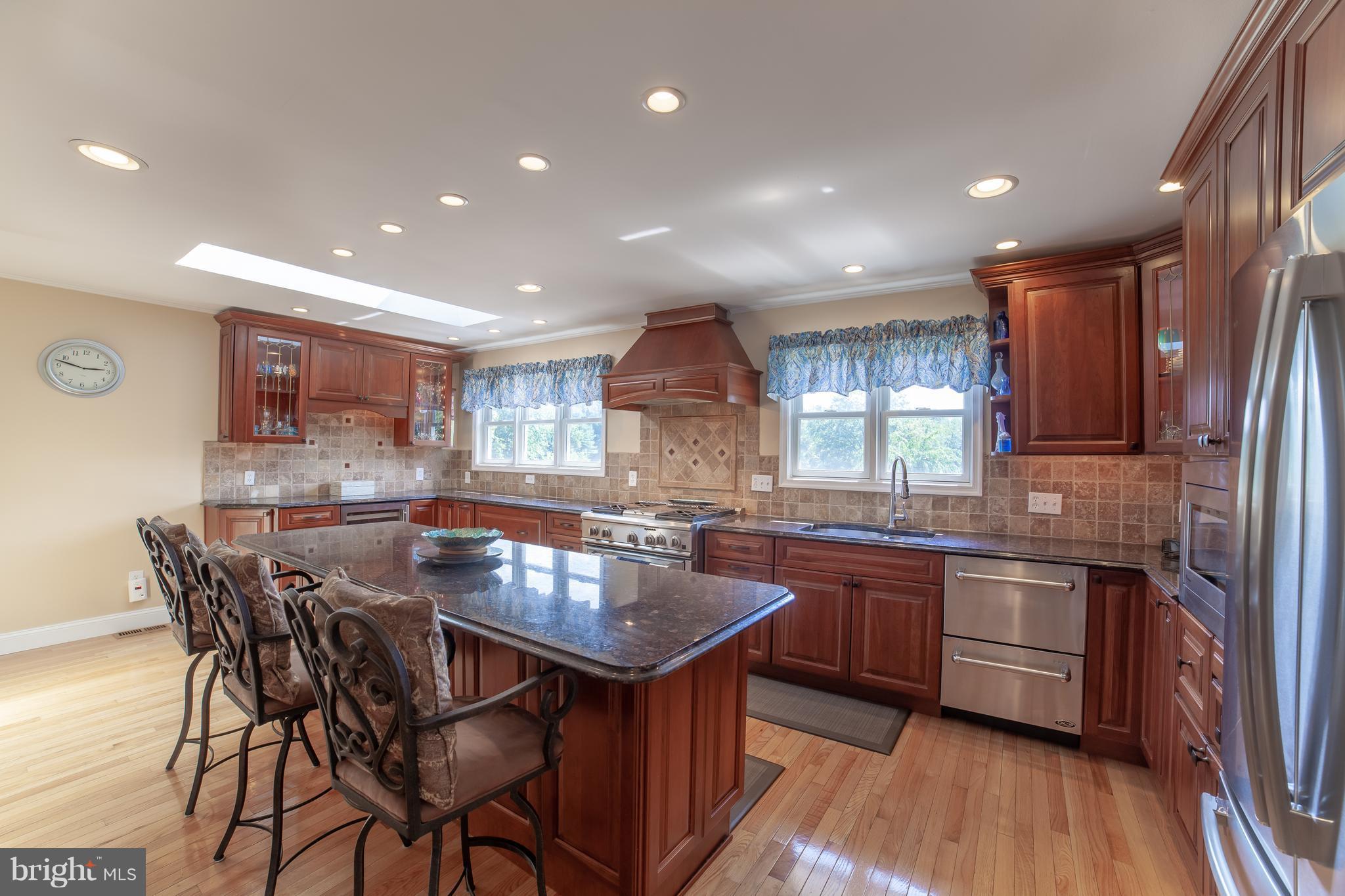 42 Glen Alpine Road Phoenix, MD 21131 - Photo 5 of 30 Renovated Chef's Kitchen