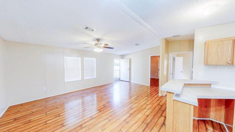 6449 Durant Road Plant City, FL 33567 - Photo 7 of 19