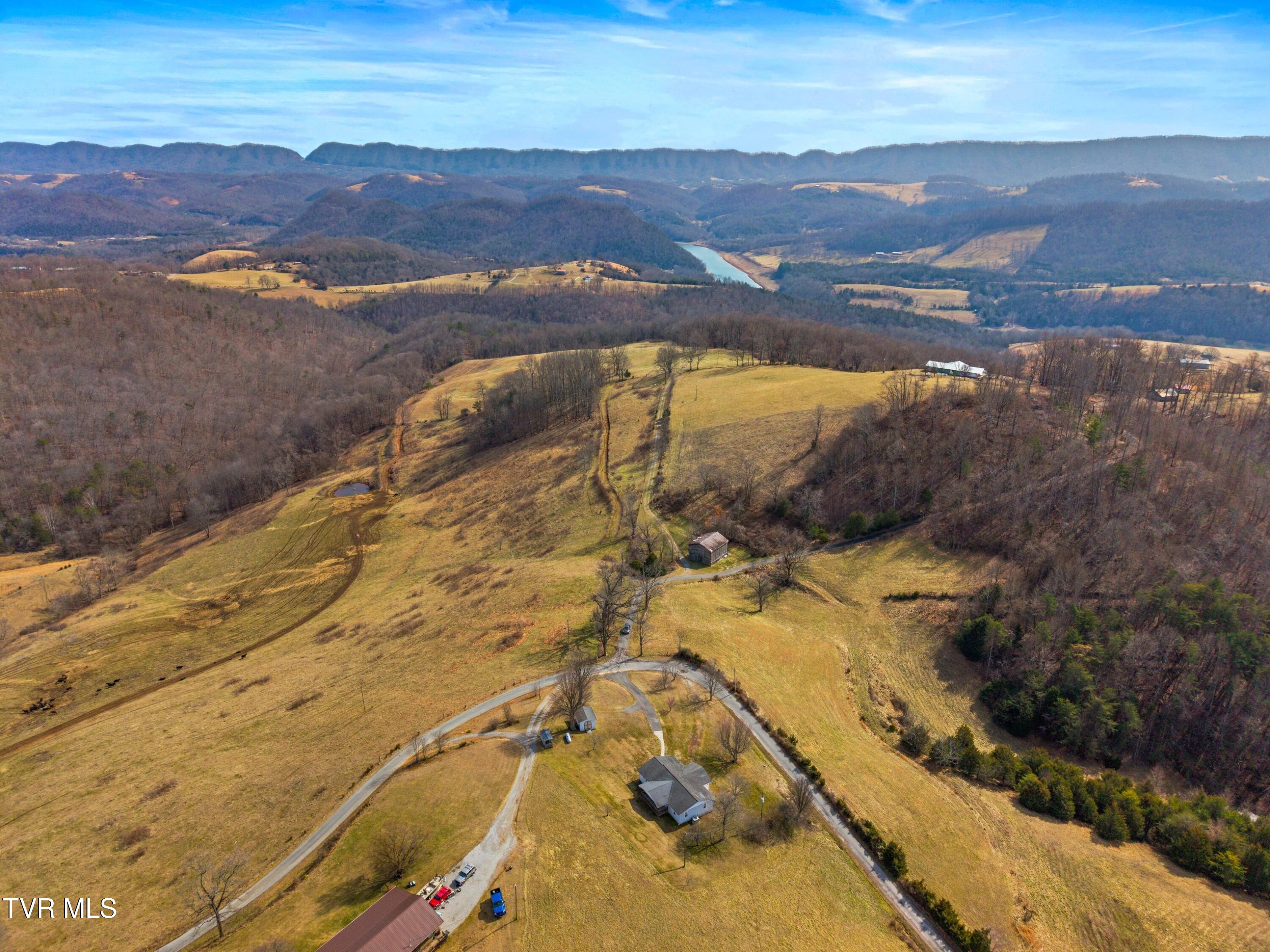 1370 Raven Hill Road Tazewell, TN 37879 - Photo 25 of 28 026-1370RavenHillRoad-Tazewell-TN-37879-