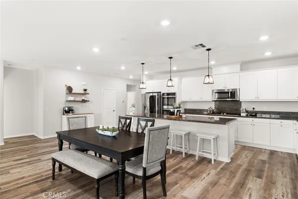 $739,900 | 5448 La Bodega Way, Fontana, CA 92336