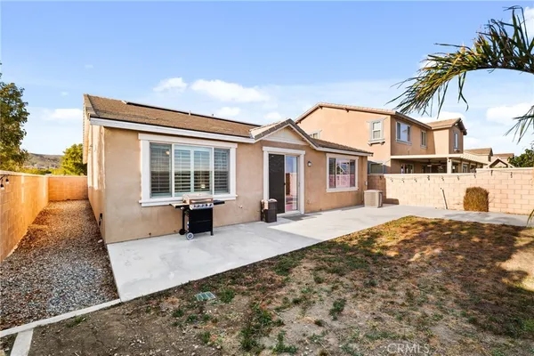 $739,900 | 5448 La Bodega Way, Fontana, CA 92336