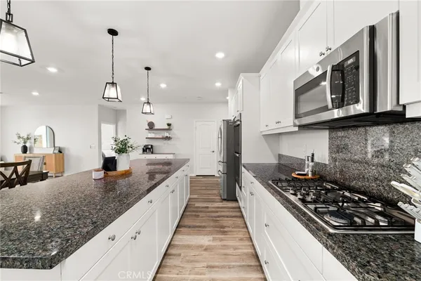 $739,900 | 5448 La Bodega Way, Fontana, CA 92336