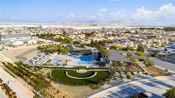 $739,900 | 5448 La Bodega Way, Fontana, CA 92336