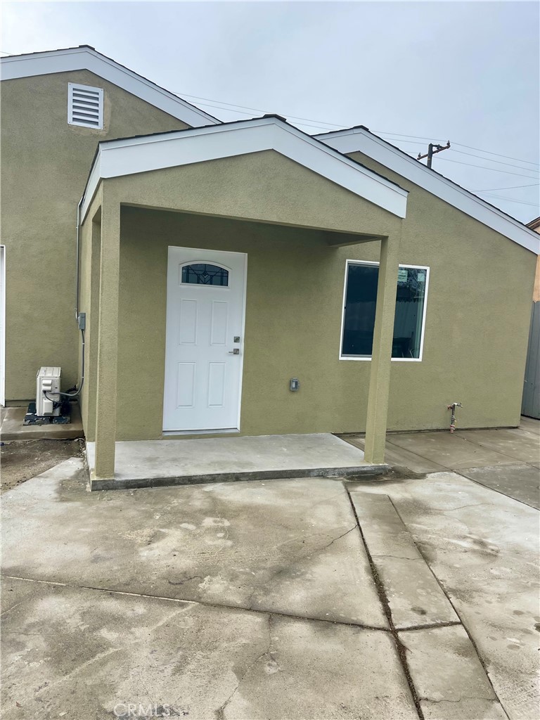 1118 East Arlington Street Compton, CA 90221 - Photo 1 of 9