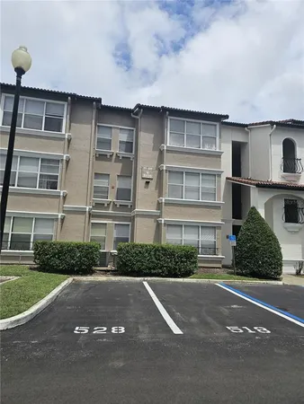 $229,000 | 5132 Conroy Road, Unit 932, Orlando, FL 32811