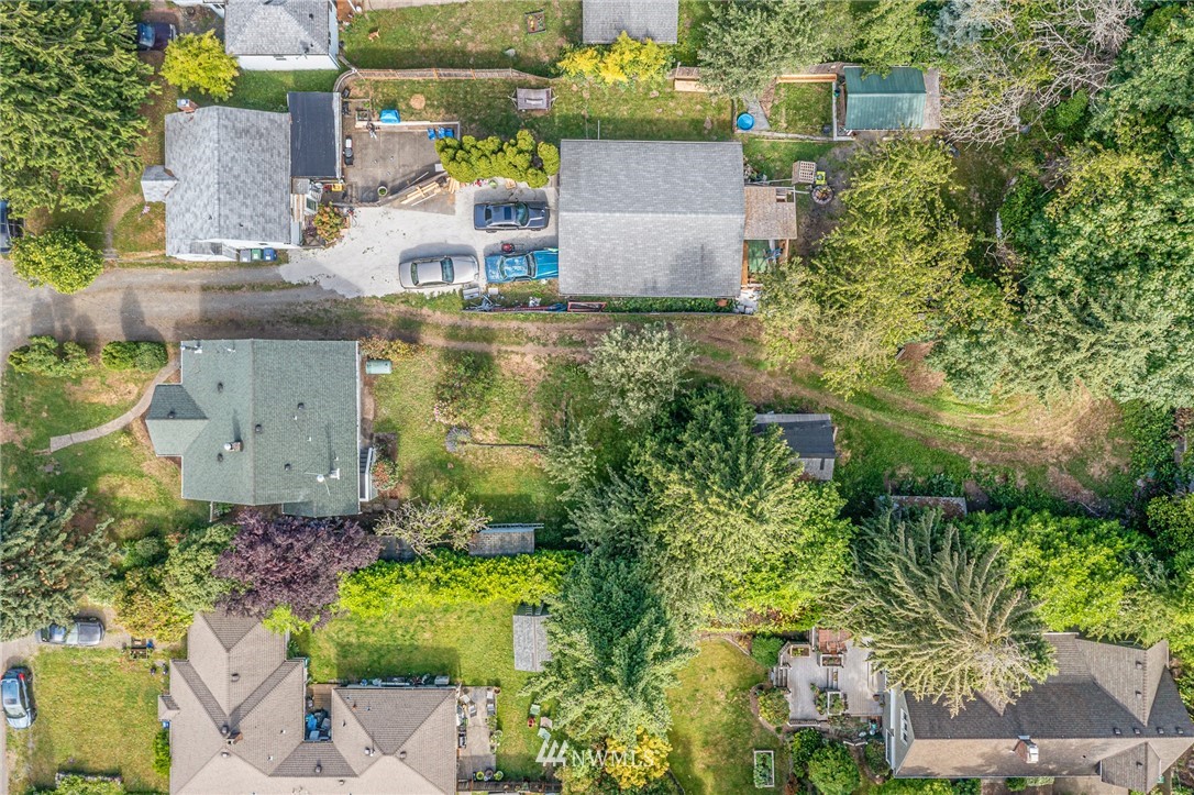 916 Southwest 4th Place Renton, WA 98057 - Photo 26 of 33
