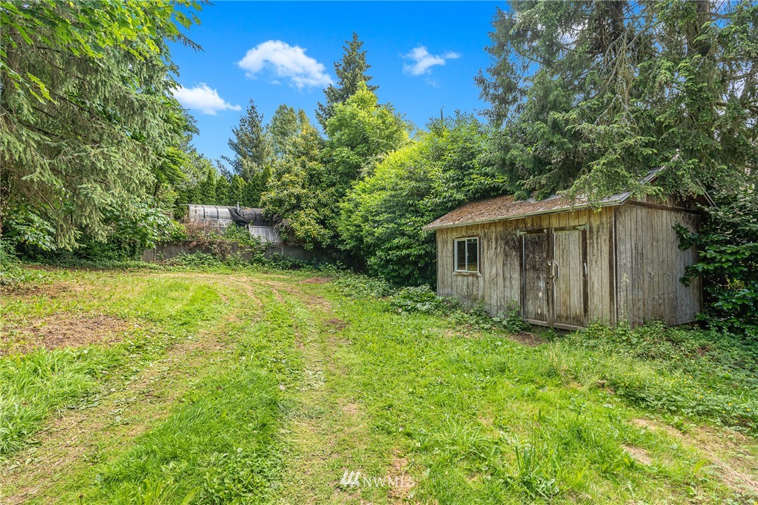 916 Southwest 4th Place Renton, WA 98057 - Photo 32 of 33