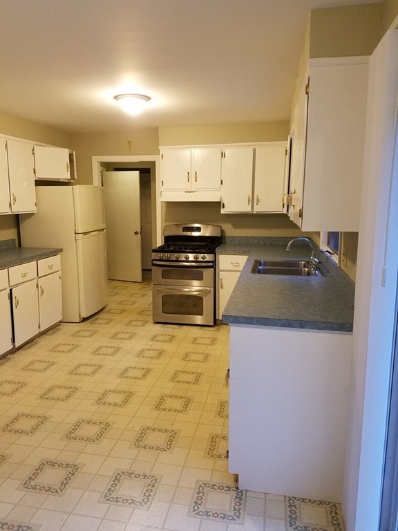 70 Valley View Road Leominster, MA 01453 - Photo 12 of 27 Gallery Image 12