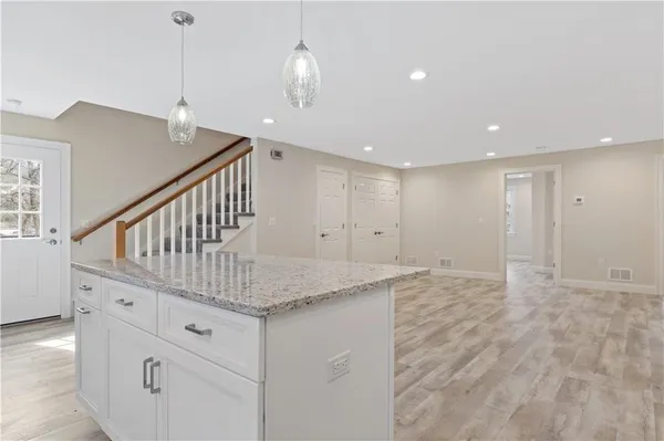 $2,300 | 595 St Paul Street, Unit 1, North Smithfield, RI 02896