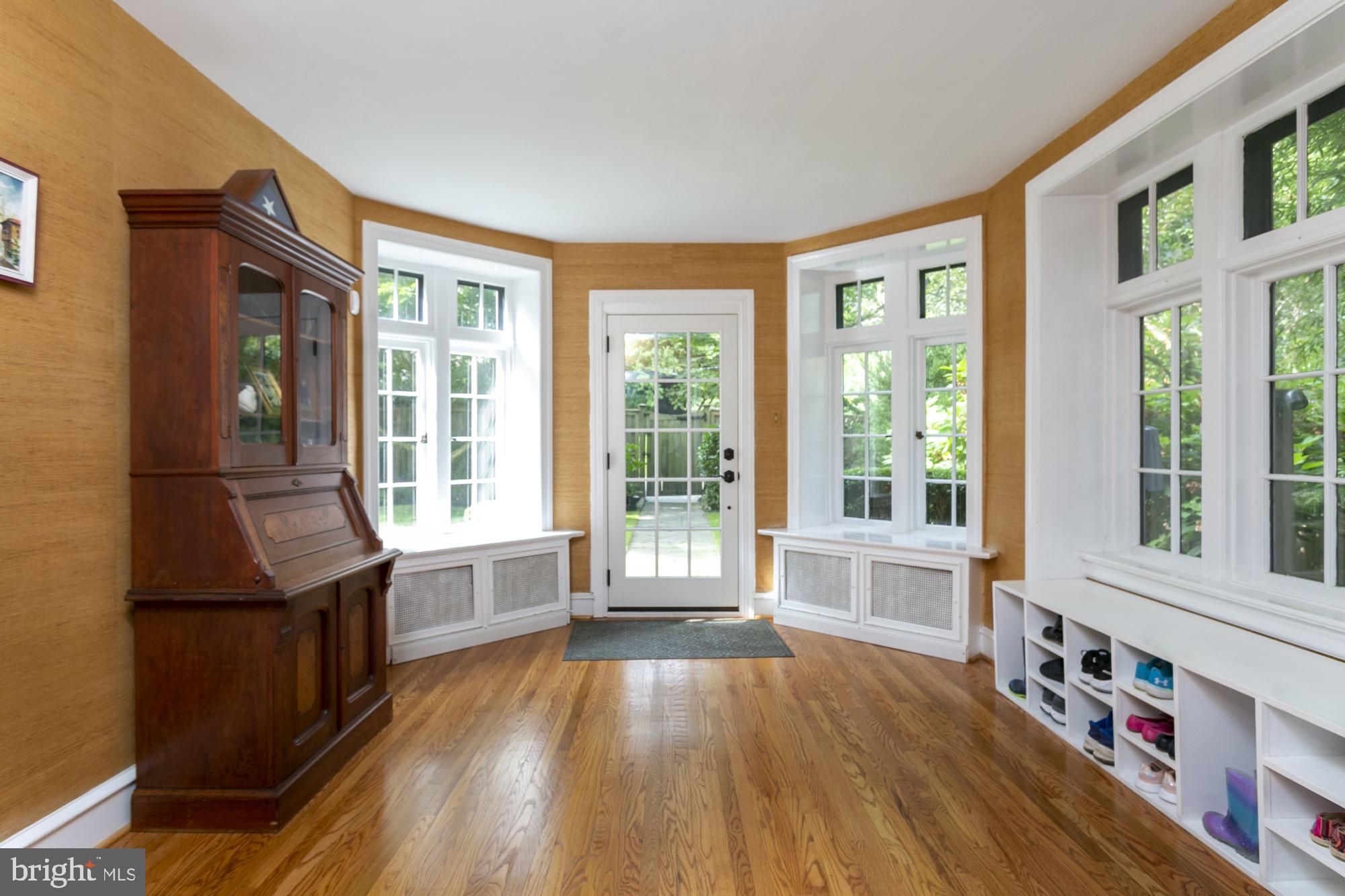9159 Green Tree Road Philadelphia, PA 19118 - Photo 12 of 37 Gallery Image 12