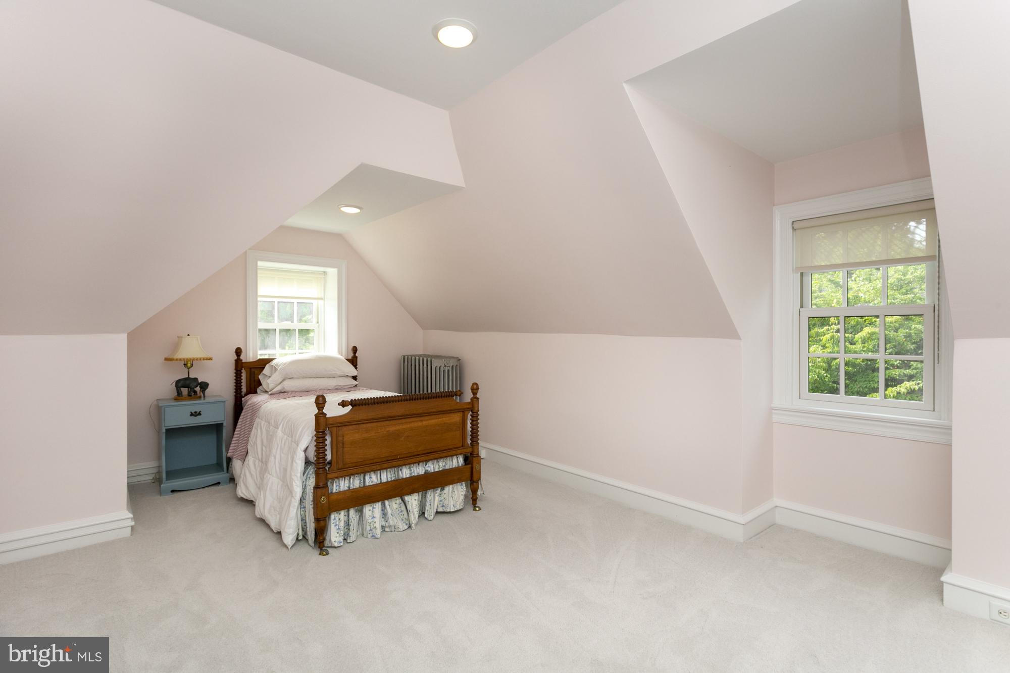 9159 Green Tree Road Philadelphia, PA 19118 - Photo 34 of 37 Gallery Image 34