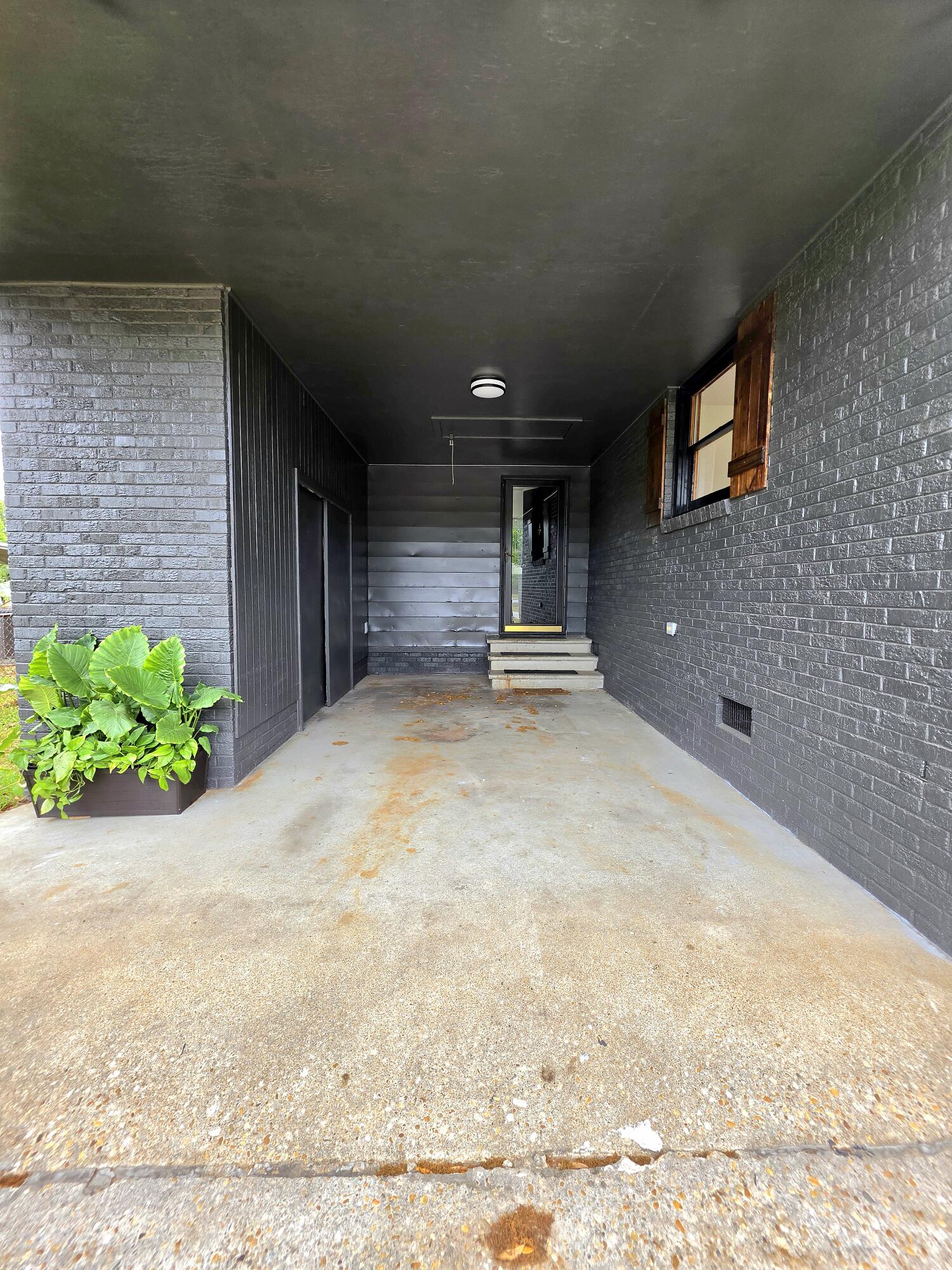 1113 Yeamans Hall Road Hanahan, SC 29410 - Photo 4 of 15 20260407_112443