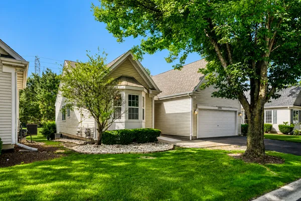 $459,900 | 21119 West Walnut Drive, Plainfield, IL 60544