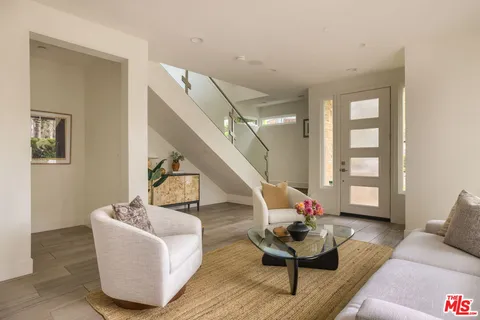 $2,850,000 | 12821 North Seaglass Circle, Playa Vista, CA 90094