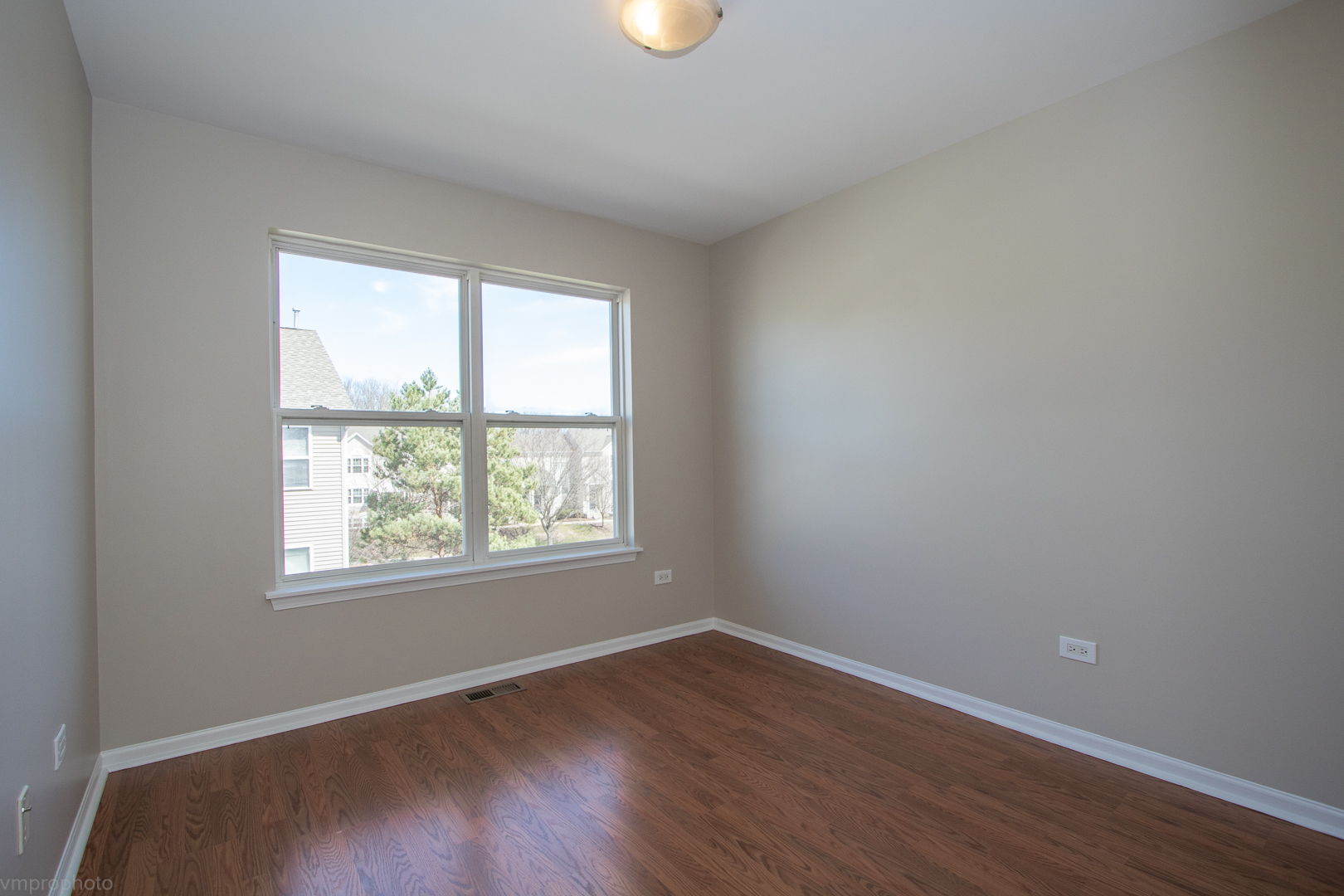 34347 North Goldenrod Road Round Lake, IL 60073 - Photo 8 of 14