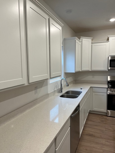 142 Winding Brk Way Pendleton, IN 46064 - Photo 3 of 14