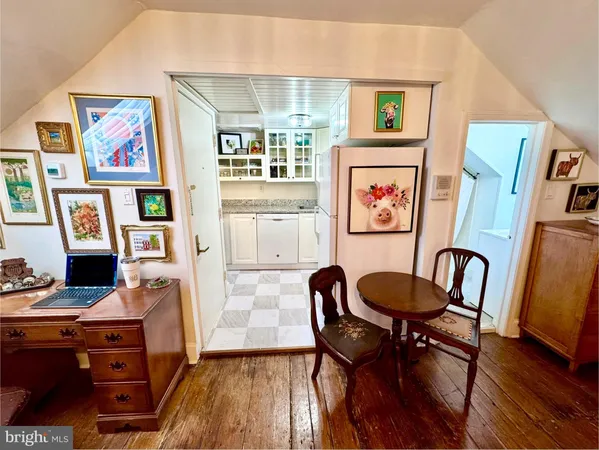 $1,900 | 1016 Prince Street, Alexandria, VA 22314