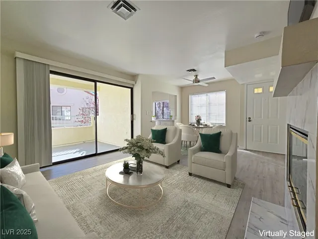 $1,195 | 4855 South Torrey Pines Drive, Unit 201, Las Vegas, NV 89103