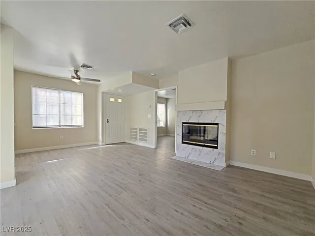 $1,195 | 4855 South Torrey Pines Drive, Unit 201, Las Vegas, NV 89103